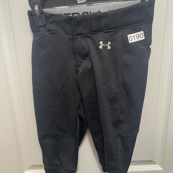 Football shorts under Armour youth small black - Picture 2 of 10
